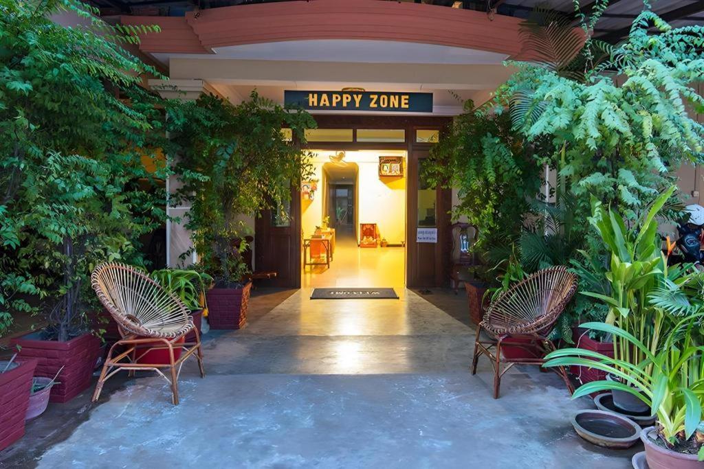Happy Zone Hostel Siem Reap Dış mekan fotoğraf