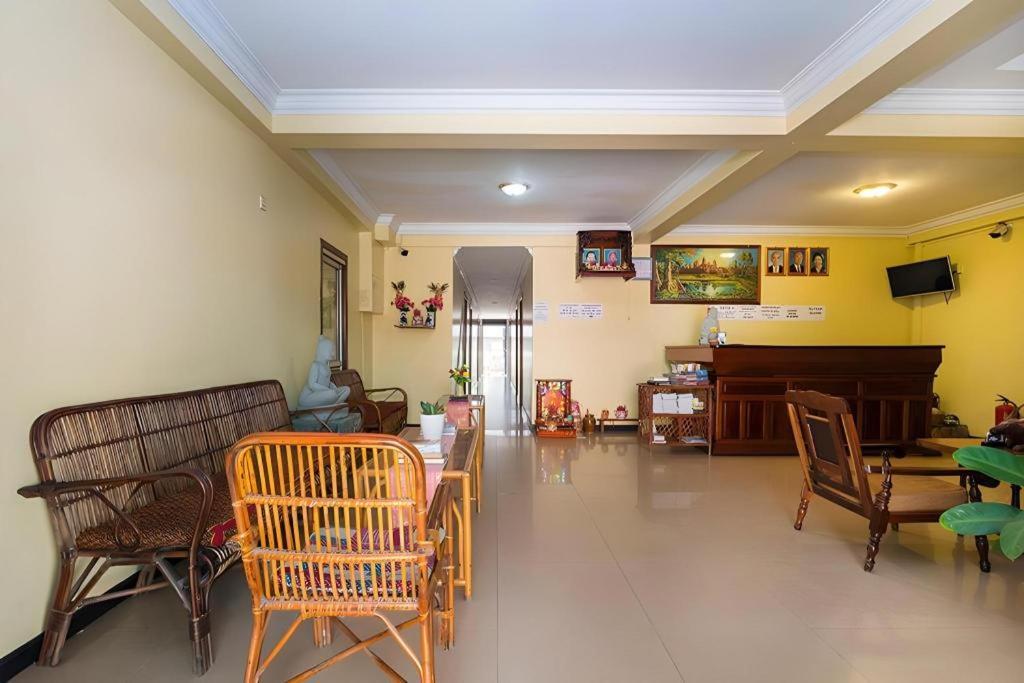 Happy Zone Hostel Siem Reap Dış mekan fotoğraf