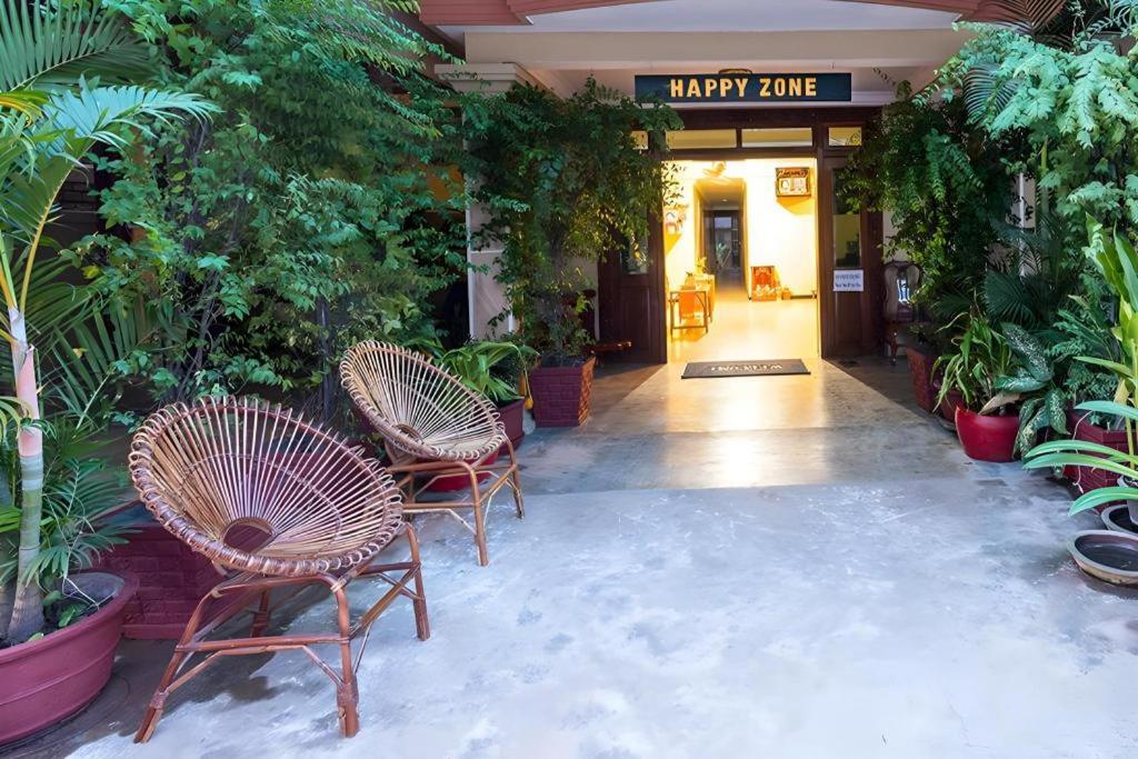 Happy Zone Hostel Siem Reap Dış mekan fotoğraf