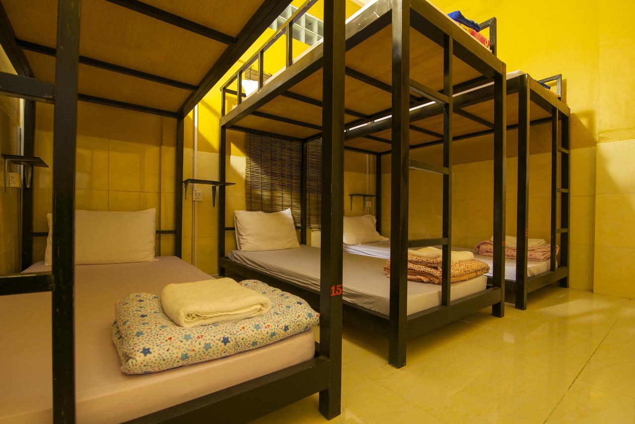 Happy Zone Hostel Siem Reap Dış mekan fotoğraf